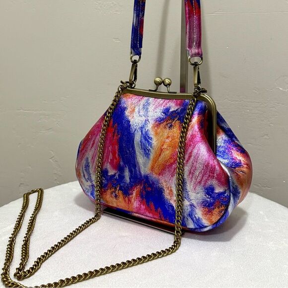 Iridescent Genuine Leather Handmade Vintage Style Kisslock Handbag, Crossbody - Picture 1 of 12